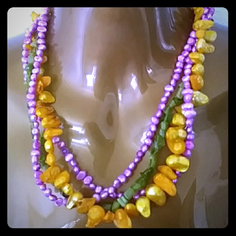 Fresh water pearl necklace